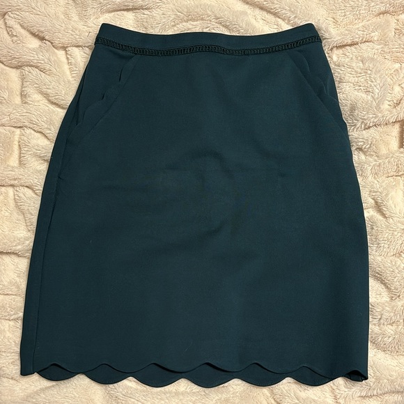 Skies are Blue Berenice Scalloped Hem Skirt - Picture 2 of 5